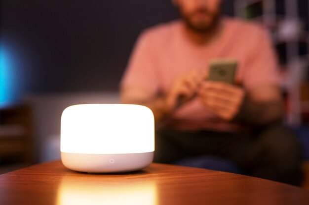 Czy warto inwestować w inteligentne domowe systemy oświetleniowe?